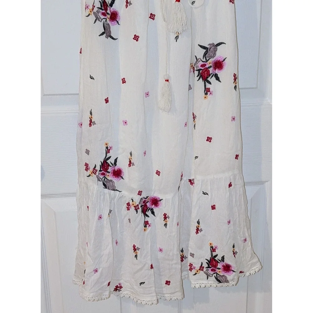 Lost + Wander‎ White Floral Embroidered Off Shoulder Maxi Dress Boho Tassel Sz S